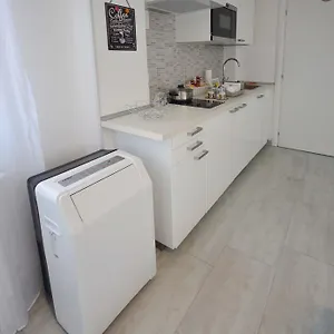  Apartamento 4-tourist House Bologna-studio - Self Check-in Italia